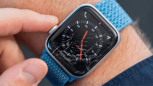 Wymiana Zbitej / Porysowanej Szyby Apple Watch  SE 2 Gen – Serwis Bielsko-Biała | Rybnik