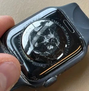 Wymiana Tylnego Szkła Apple Watch SE 1 Gen  – Serwis Bielsko-Biała | Rybnik